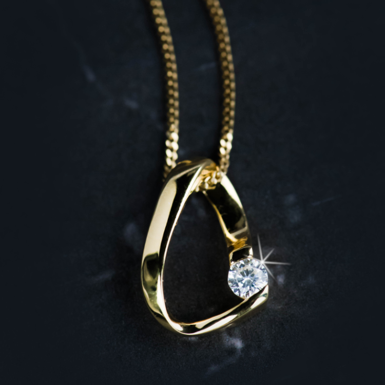 Geelgouden hanger Fantasie met Zirkonia steen
