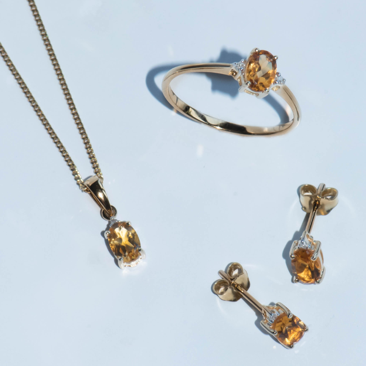 Geelgouden ring met Citrien en Diamant
