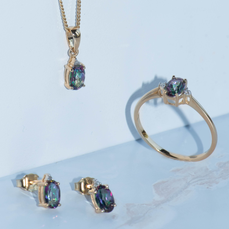 Geelgouden ring met Mystic Green Topaas en Diamant
