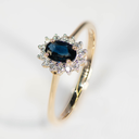 Geelgouden ring met Saffier 6x4mm en Diamant 0,14 karaat SI/G