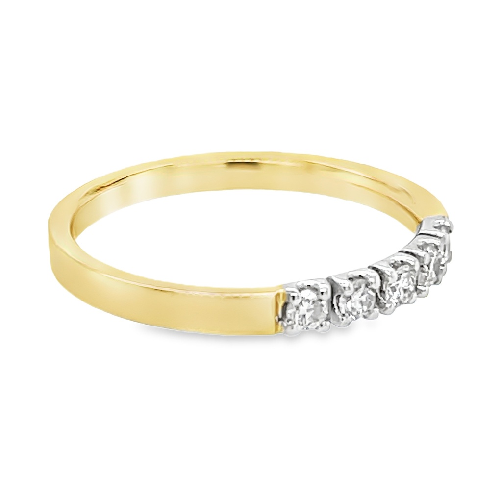 Bicolor gouden ring met 0,21 karaat diamant