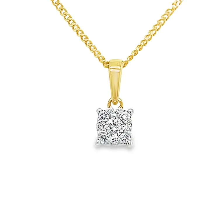 [GHE0951] Yellow gold pendant with 0.15 carat diamond