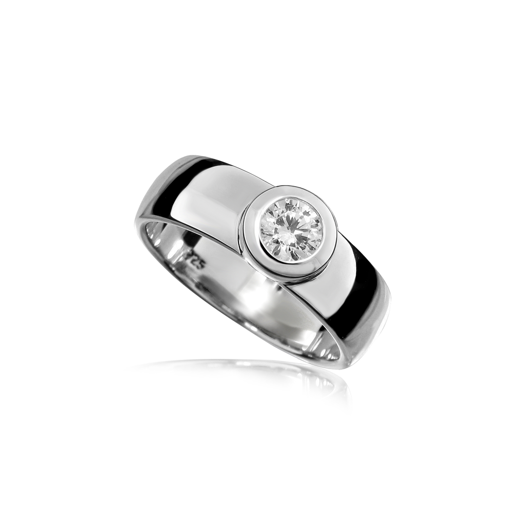 R001 Zilveren ring met Zirkonia steen maat 18
